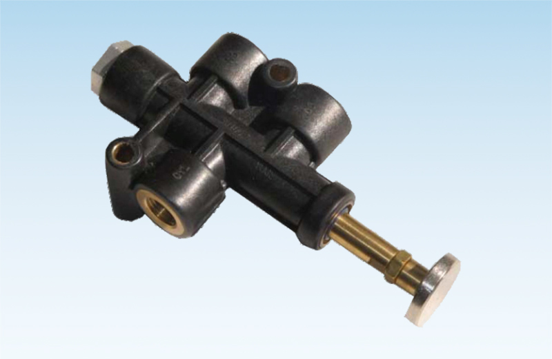 Pneumatic mutual lock valve